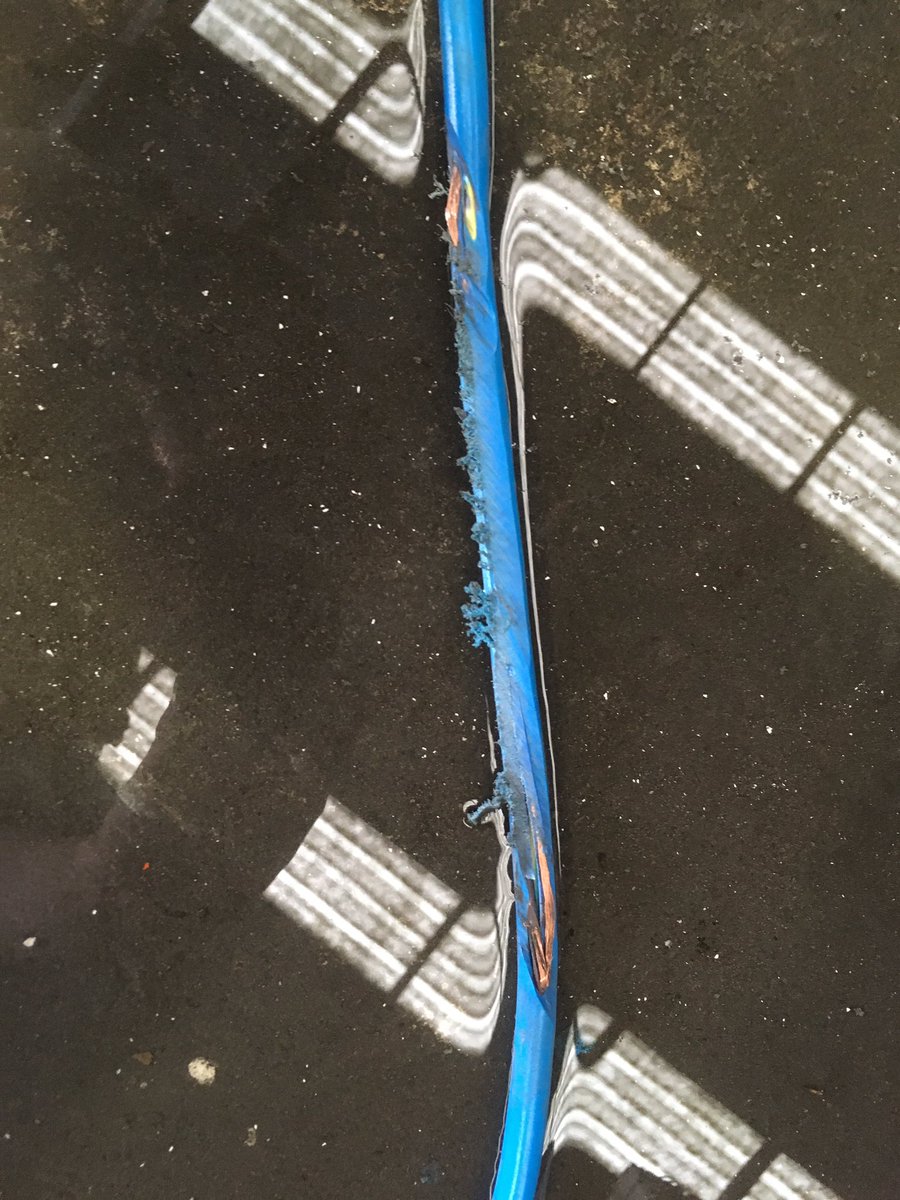 MarkSmith_tweet's tweet image. #todaysdisaster - and this lead was live!!!! #safetyfirst #testandtagsaveslives @jimstestandtag