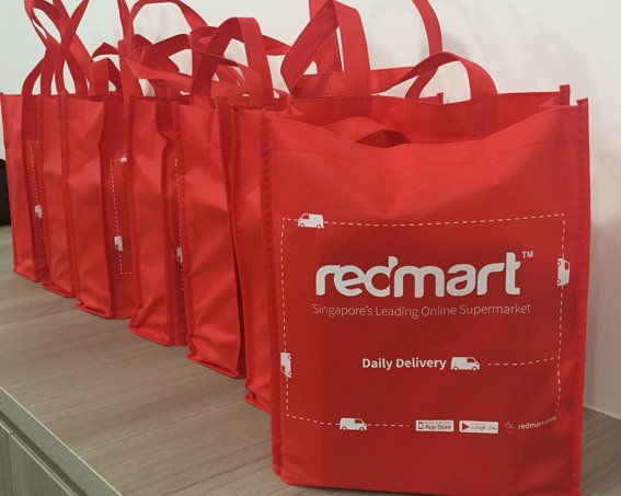 AmAssocSG's tweet image. Fab time at our Newbies Night - thanks so much to @RedMart for supporting us! #amassocsg