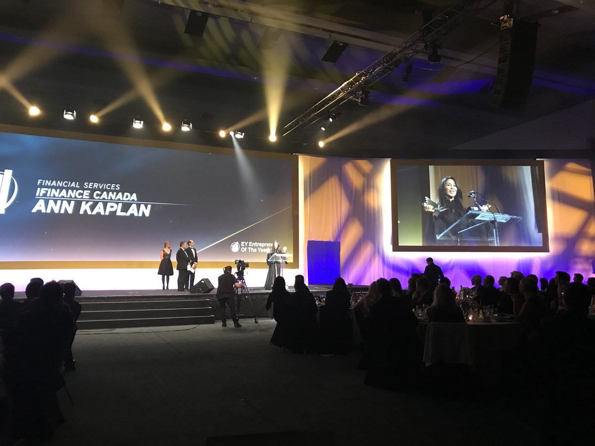 WitkosRobinson's tweet photo. Absolutely inspiring to watch this sensational woman entrepreneur take the Financial Services award Congrats! @iFinanceCanada #EOYOntario https://t.co/SLPEyTFQn4