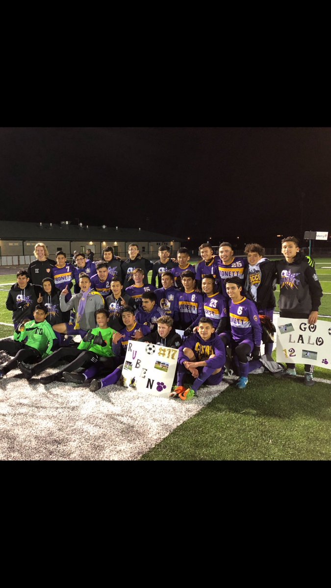 monettsoccer's tweet photo. Proud of this team. Also shout/out to our fans and thanks for making us feel like home. #Wearemonett #Stayinghumble #Oneatatime @OzarksOzone https://t.co/qYbutjO4cz