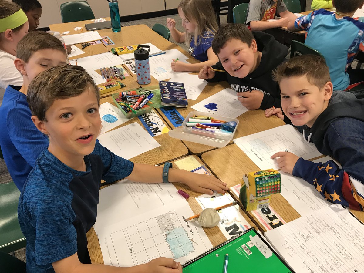 MrsStrigle's tweet photo. Using their knowledge to create maps #TODALS https://t.co/pSQTi6hGsl