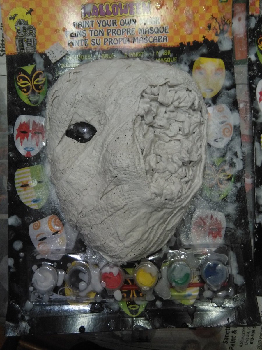 MissMeredith063's tweet photo. Getting ready for #Halloween! Just made this #silenthill nurse mask using plaster gauze! Just needs painting. Cool huh? https://t.co/puxOlIndw4