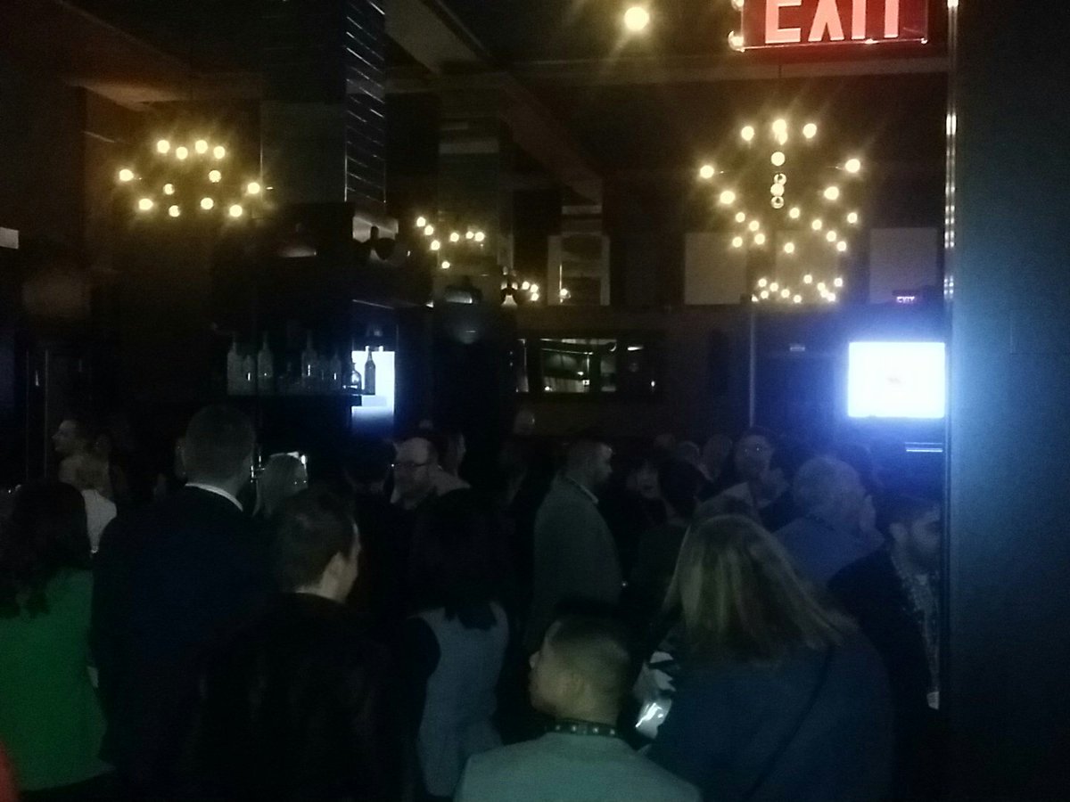 MarkPtd's tweet photo. Networking at its finest https://t.co/SPOqTOqA9Q