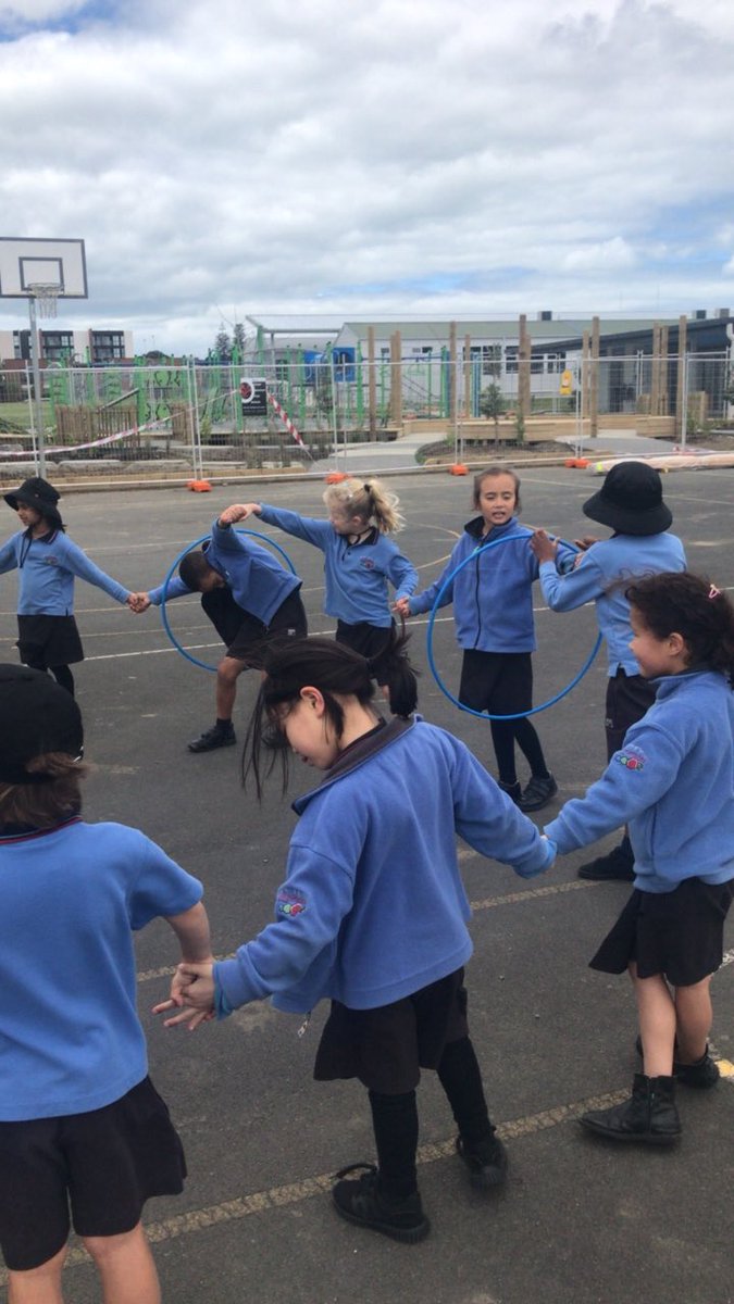 AnitaUnka's tweet image. Learning to be collaborative and work as a team #stonefields