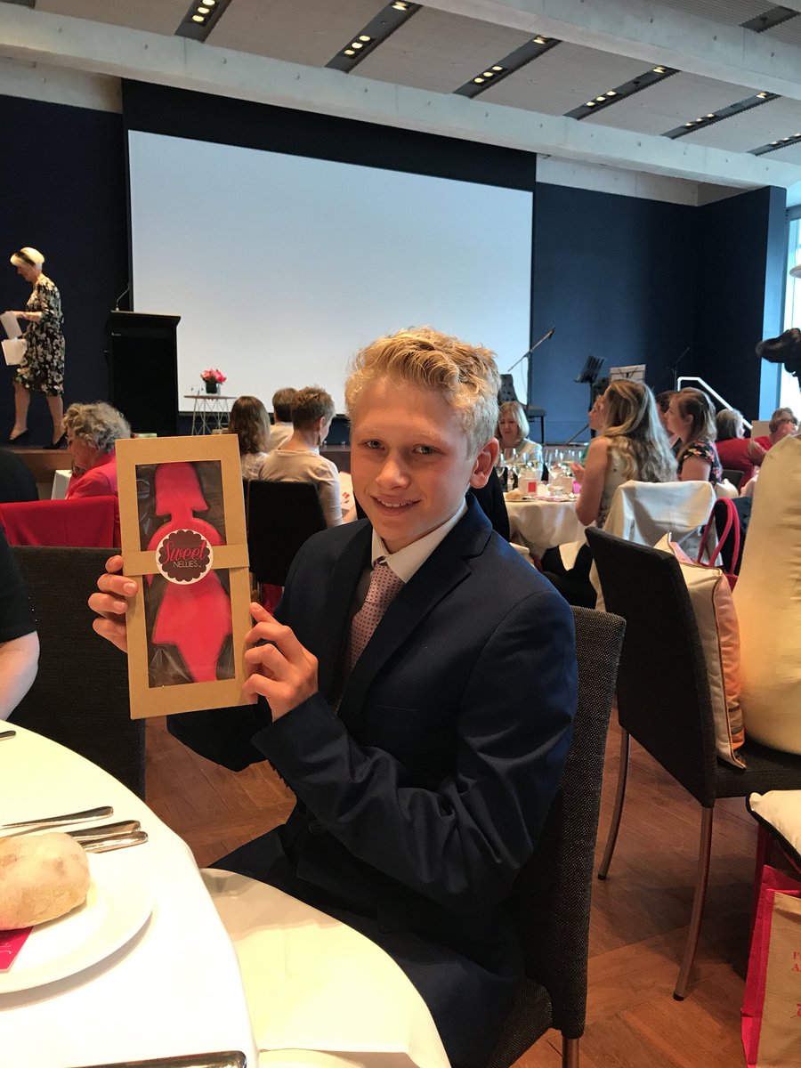 Megs_Aus's tweet photo. Pink Lady Lunch Canberra @BreastCancerNetworkAustralia @BCNAPinkLady https://t.co/gXGp5Y6ty7