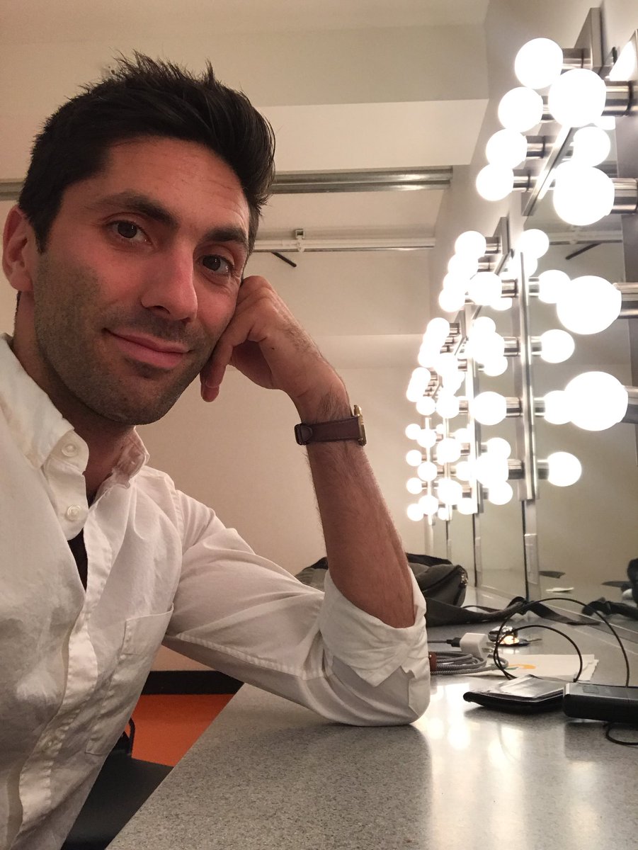 NevSchulman's tweet photo. About to speak at #chapmanuniversity about my life, career, Catfish, @attn and of course the incredible @LauraPerlongo 😜 https://t.co/hEjGW87H13