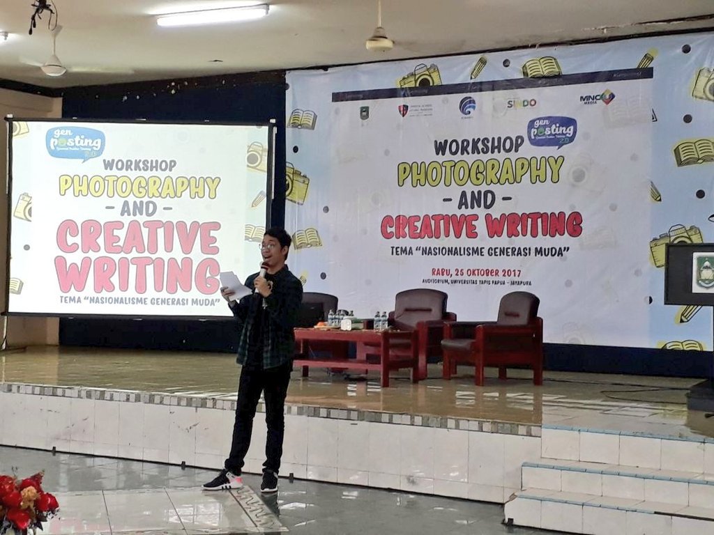 genposting's tweet photo. Gengs...keren apa keren nih @rezaphlv di #genposting2 #unyapPapua https://t.co/ybtbqYYOng