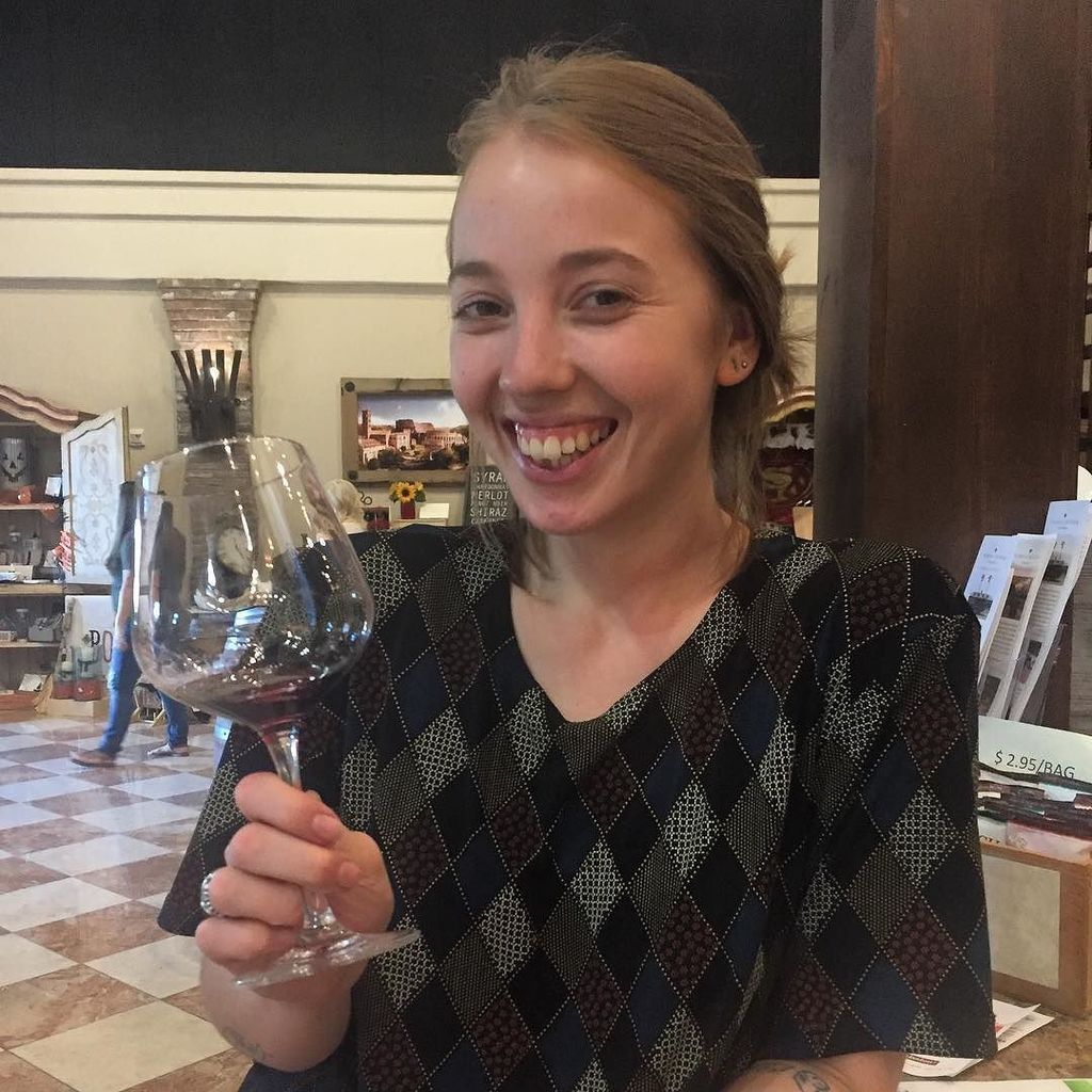 BiblioHermione's tweet photo. Post #astc2017 celebration with @continuouslinezoey at @rubinoestates and their fabulous wines! #celebrate #wine #… https://t.co/ayQeXXu4Qo https://t.co/GoHZGAgkGo