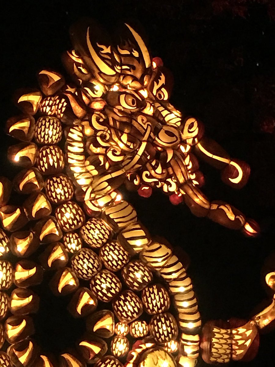 lhpoon's tweet photo. 🍂🎃🔥#Pumpkinferno 🔥🎃🍂
 #UpperCanadaVillage 
You’ll marvel at the  imagination, behold at the artistry &amp; astound that its all from pumpkins!🇨🇦 https://t.co/mGGGfM0Ybb