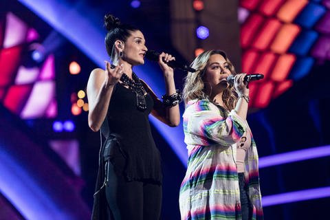 NJFansClub's tweet photo. Ensayos de @NataliaJimenez ft. @Chiquis626 
#LatinAmas https://t.co/Er2kdFJ72a
