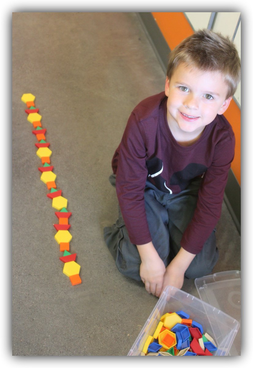 Noah vous demande:  Est-ce une suite à motif répété?  Oui?  Non?  Pourquoi?