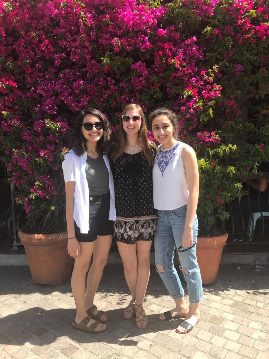 Grace_Chiaseeds's tweet photo. #BCDECAWEEK2017 #DECAbffs @BC_DECA @WI_DECA https://t.co/LADAFqilUi
