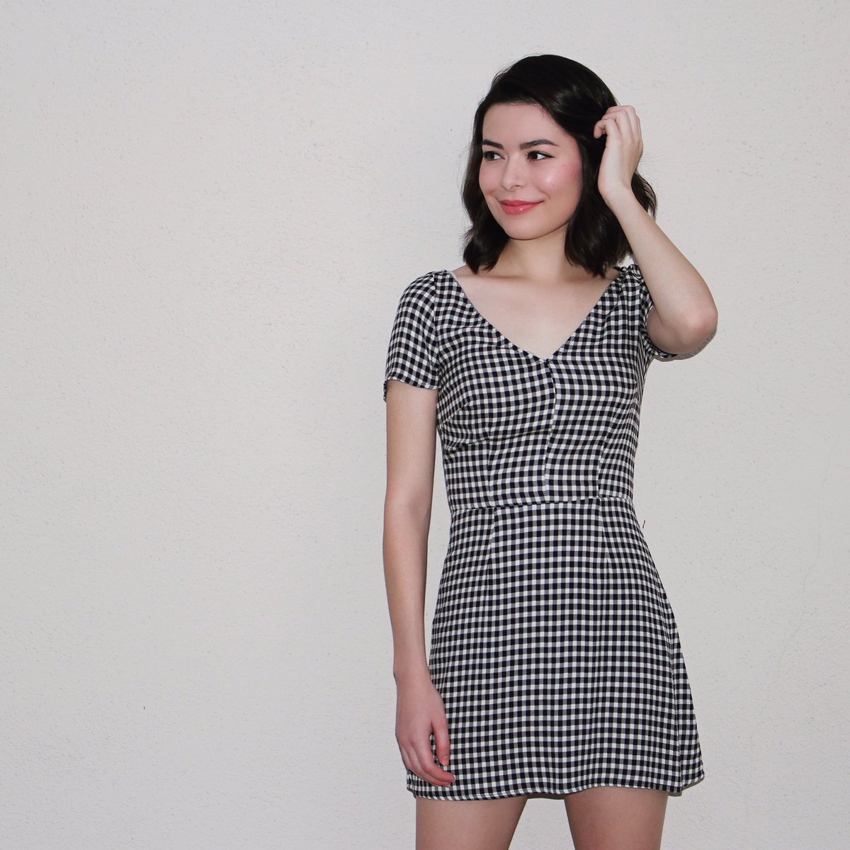 miranda cosgrove mirandacosgrove twitter