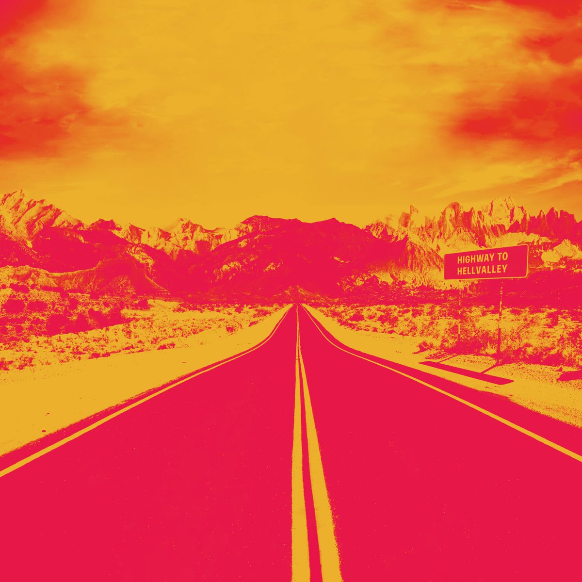 largehouse's tweet photo. ▲▼▲ 本 日 新 譜 発 売 日 ▲▼▲
本日は独立後、初の全国流通音源となる 『Highway To Hellvalley』の発売日です！
3人の思いを詰め込んだ凶悪な1枚に仕上がっております。是非聴いて下さい。 https://t.co/yHFWLNL9Vt