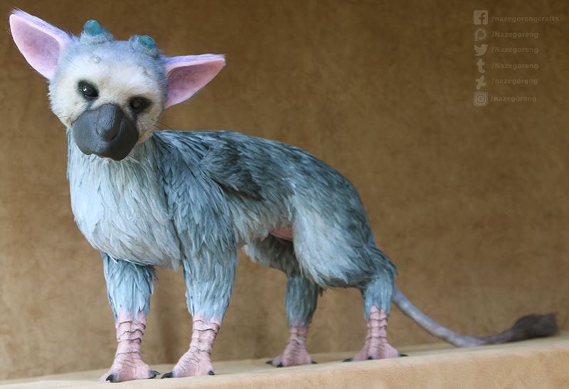NazFX_Studios's tweet photo. Trico is for sale. 16" tall, foam, resin, silicone, faux fur and 2000+ individually cut, airbrushed and glued feathers. OOAK art doll https://t.co/BmNxbvYq4E