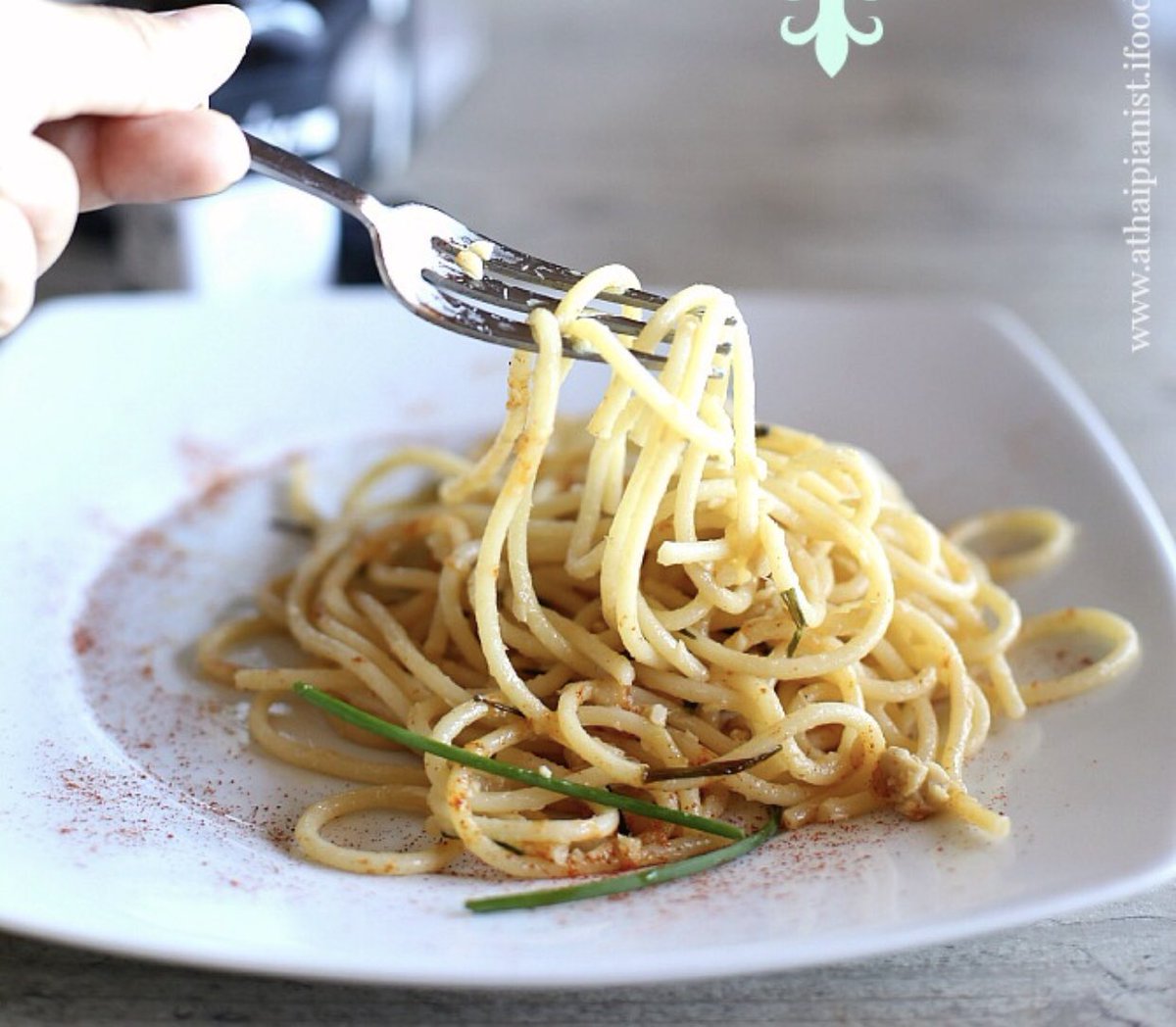 oggi è #WorldPastaDay! sapete che oltre 3 MLN di porzioni verranno donati da chef e pastifici ai bisognosi? 🍝💙 goo.gl/wrzBo9