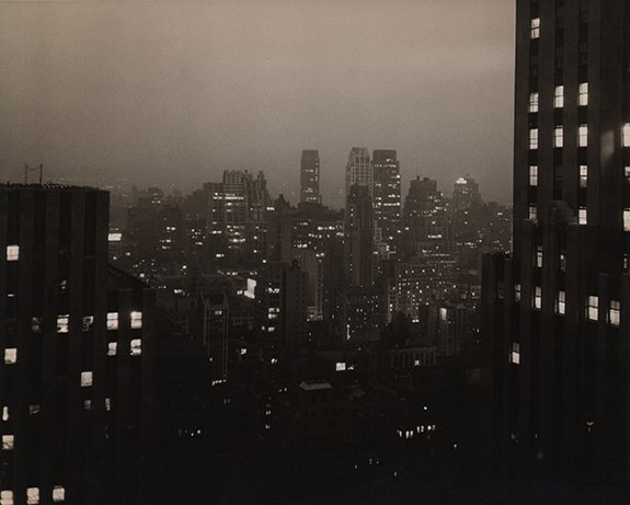 blueBILBAO's tweet photo. Vintage photographs from New York City architecture by Paul J. Woolf at the Keith de Lellis Gallery until November 25. #NewYork #Exhibition https://t.co/mebLB9YdwY