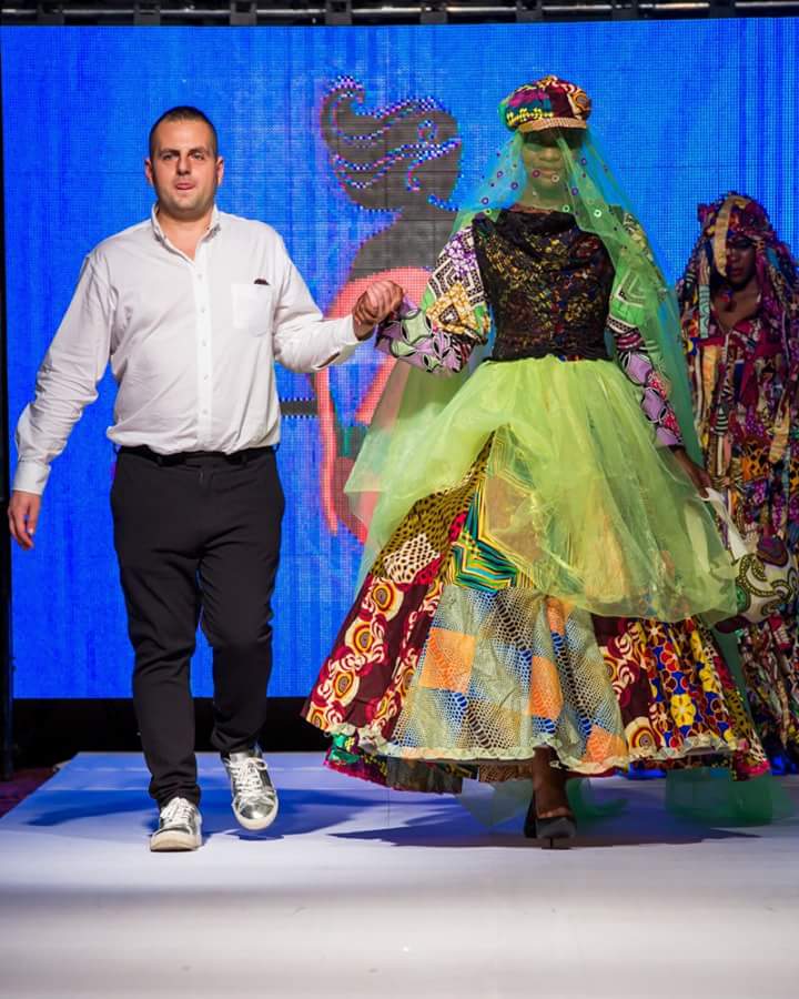 iambryo's tweet photo. New blogpost alert π¨
Go read my new blogpost about @zedfashionweek β¬
#ZedFw2017 #Zedfw
https://t.co/74tGsQfQOg https://t.co/tAolf4oJub