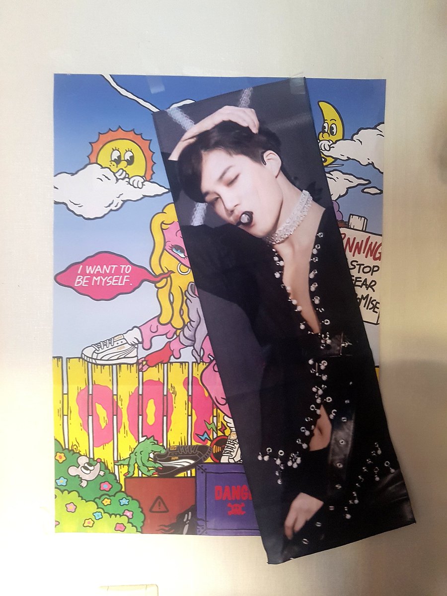 카페라떼건의 어마무시한 실물 샘플이 도착했습니다
*발광 전광판 아님 주의*
(오늘 티켓팅 모두 성공하시길! 카이팅!!)