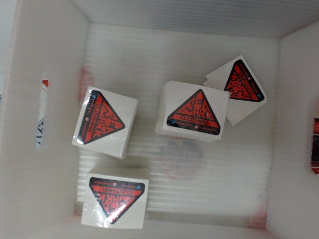 redmarkclothing tweet picture