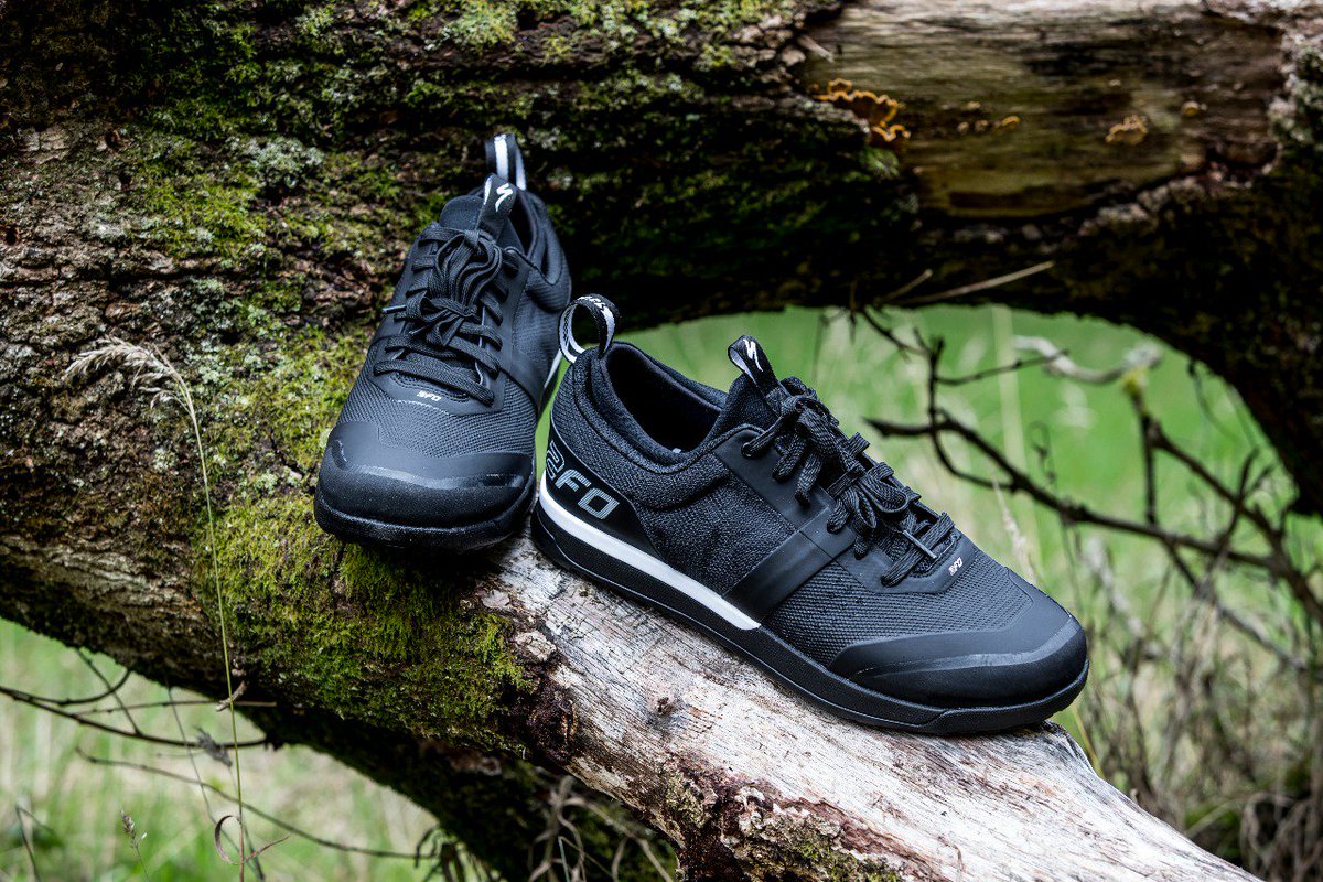 SpecializedZA's tweet photo. The new #2FO Flat brings increased control, comfort and protection. #FootOutFlatOut
https://t.co/OjRwMZ1OCz https://t.co/FX3roAmkb2