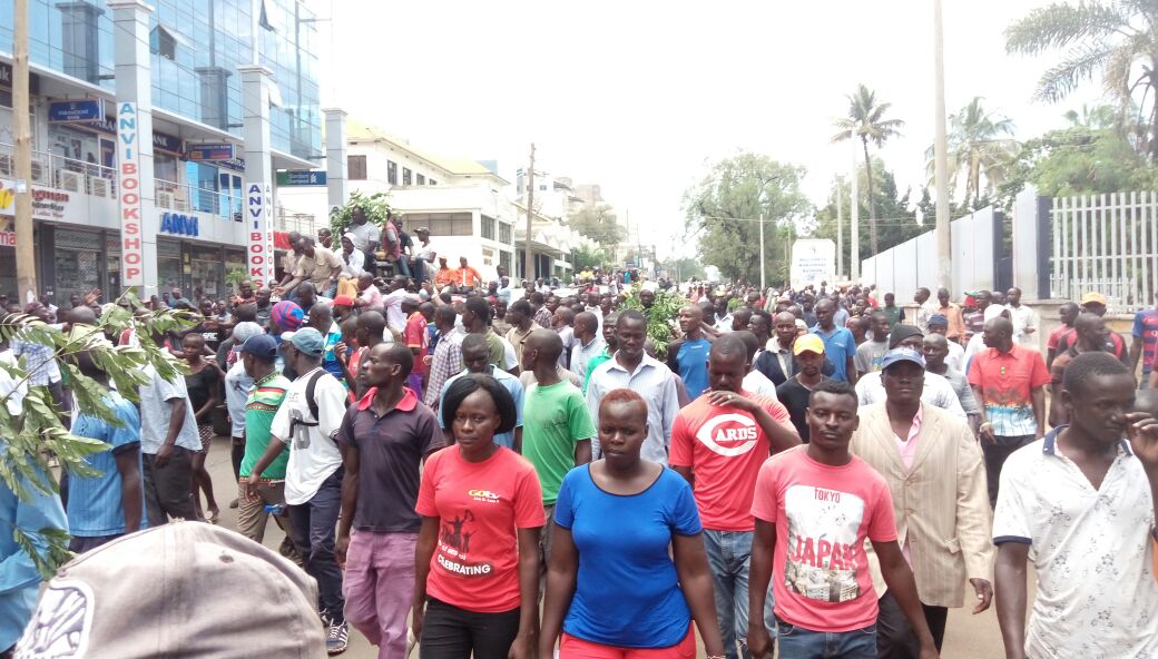 High Court declines to stop NASA anti-IEBC demos ow.ly/6bcc30g70H7