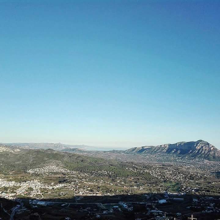 llmiralles's tweet photo. Vistes dalt del #PuigLlorença. 
#PenyaldIfach #Montgó #Segaria #CapdelaNao #CapdeSantAntoni https://t.co/yaaX2cd6mz