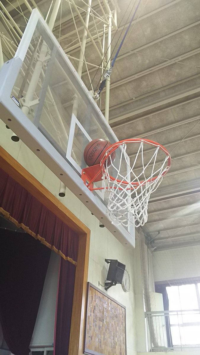 kuwashi_boybsk's tweet photo. 部員の二次募集ぜひこの機会に来てください❗特に一年生の部員を募集しています❗
バスケットボールに興味がある人、運動部に入りたいと思っている人、その他もろもろと動機がある人はDMください。 https://t.co/Q5vrciPfS1