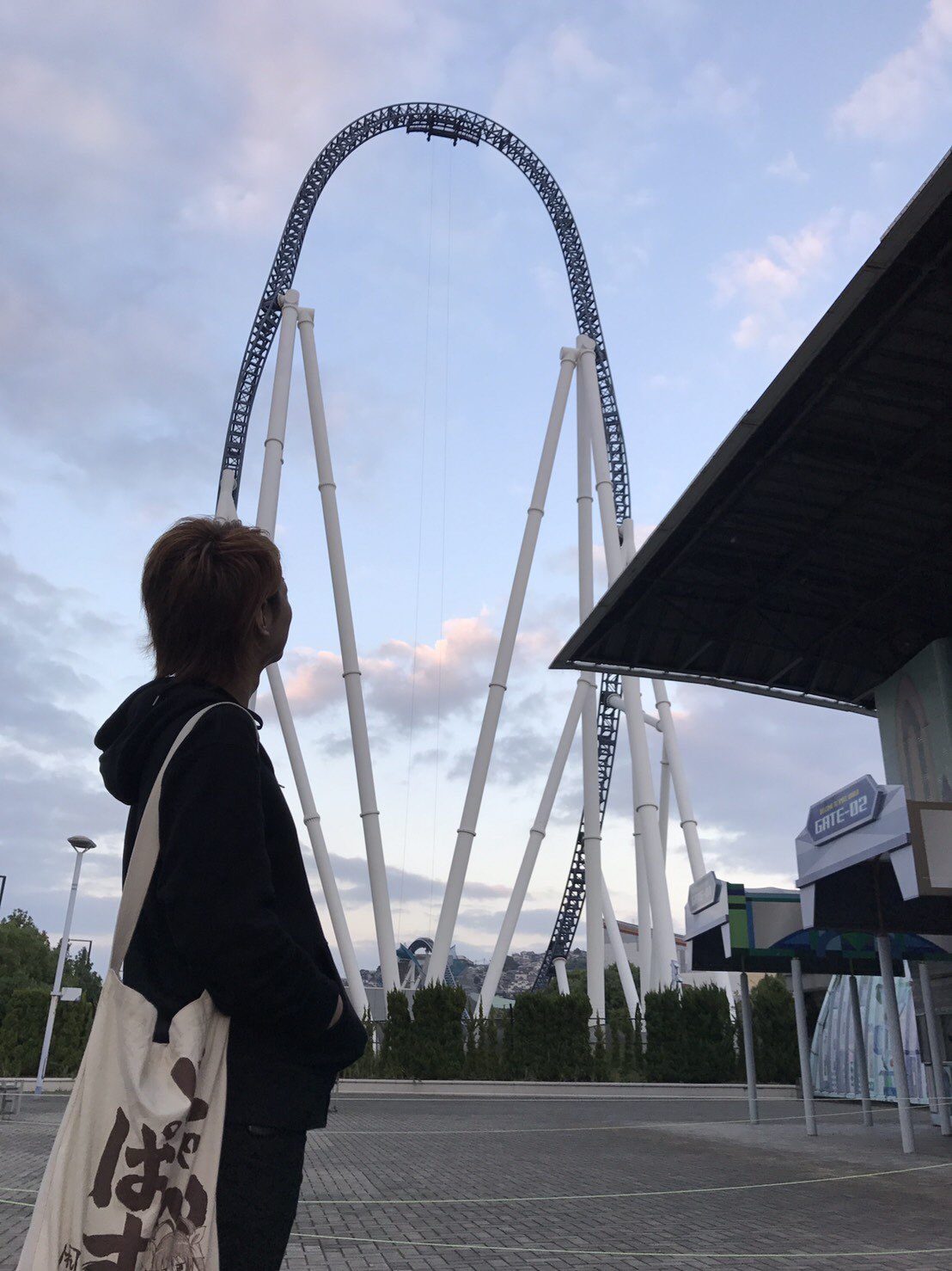 けいすけ ボナペティ 親戚一同とスペースワールドに行ってきました ずっと昔から行ってました それも今年いっぱいで閉園です ザターン タイタン ヴィーナス もう乗れないと思うと悲しいな ありがとうスペースワールド ありがとうラッキー