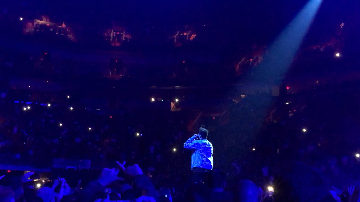 goddessroxana98's tweet photo. thank you baby XO @theweeknd #TheWeekndVip https://t.co/AuVTn1dgyi