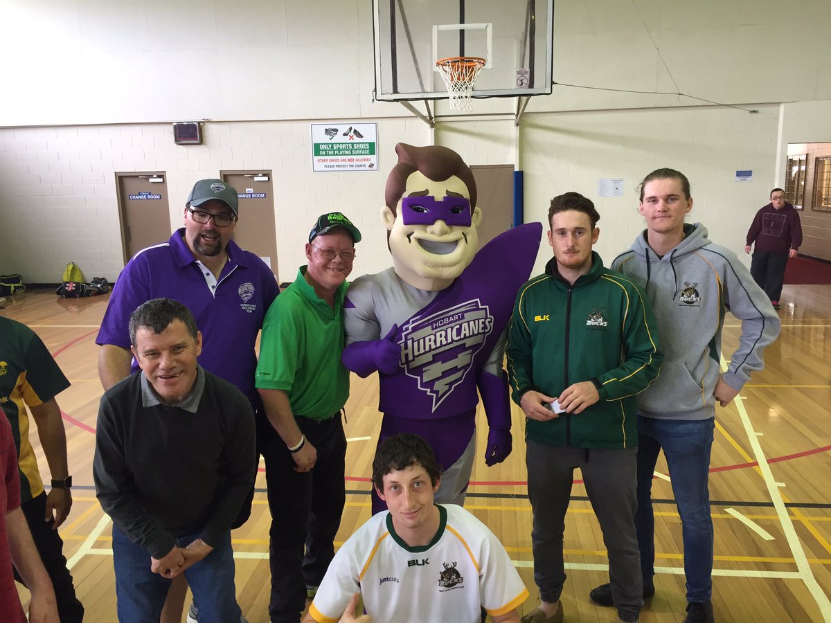 Jason Schmidt, Luke Shelton, Josh Doyle and Jayden Broad help out at the Hurricane Inclusion Cup.
#JustCutsBucks #1inAllin #hobarthurricanes