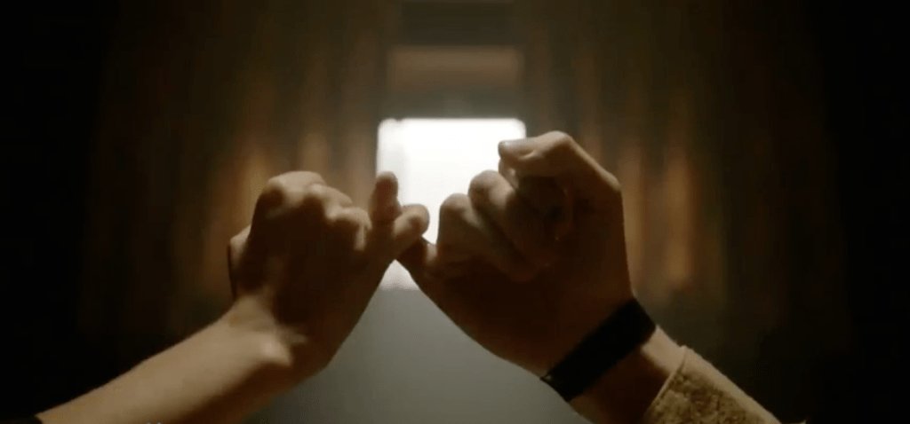 CinemaRunner's tweet photo. [TV Review] ‘American Horror Story: Cult’ Episode 8: “Winter of Our Discontent” https://t.co/qcRu8IBlS3 https://t.co/aHGUw8GETw