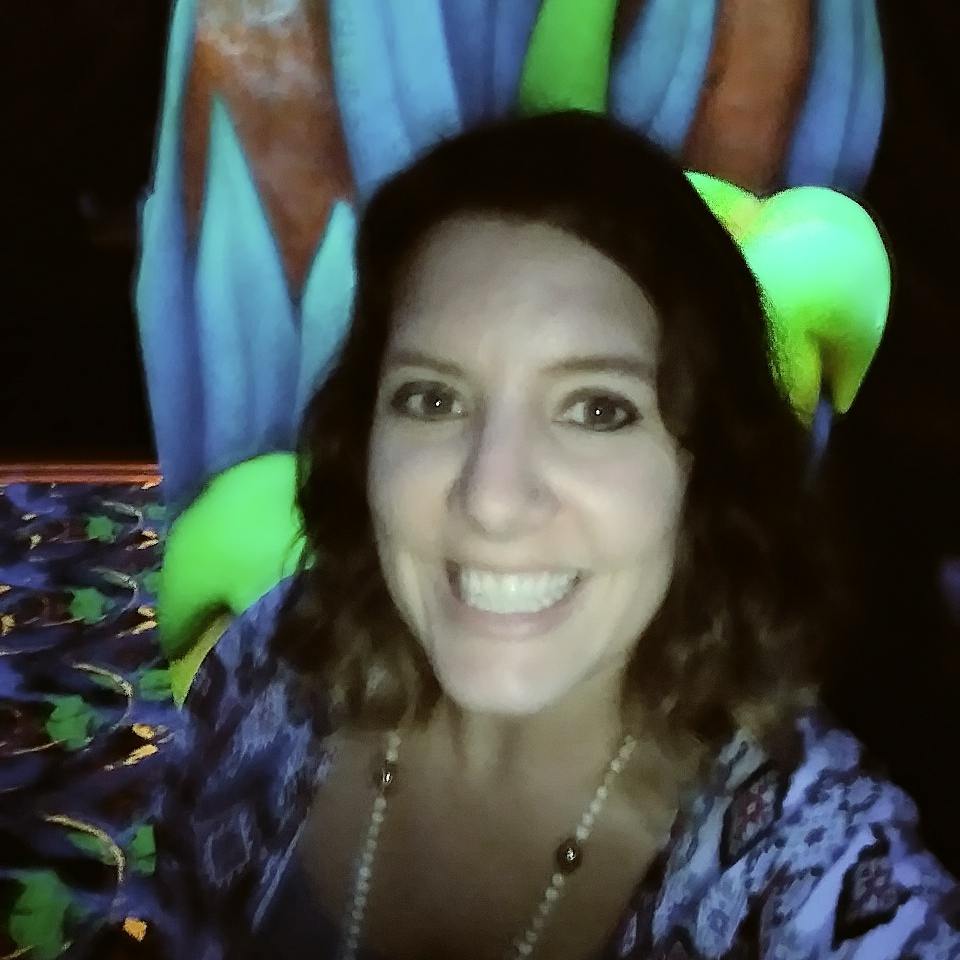 AlonnaKindle's tweet photo. Scene 75 selfies https://t.co/dhABl4BYl5