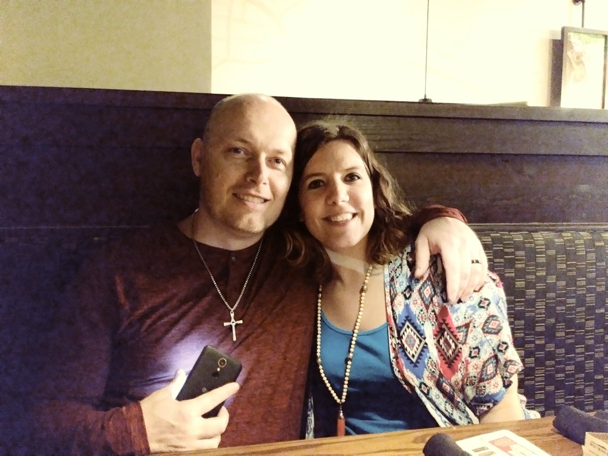 AlonnaKindle's tweet photo. I love my husband https://t.co/KR0MYUkYXr
