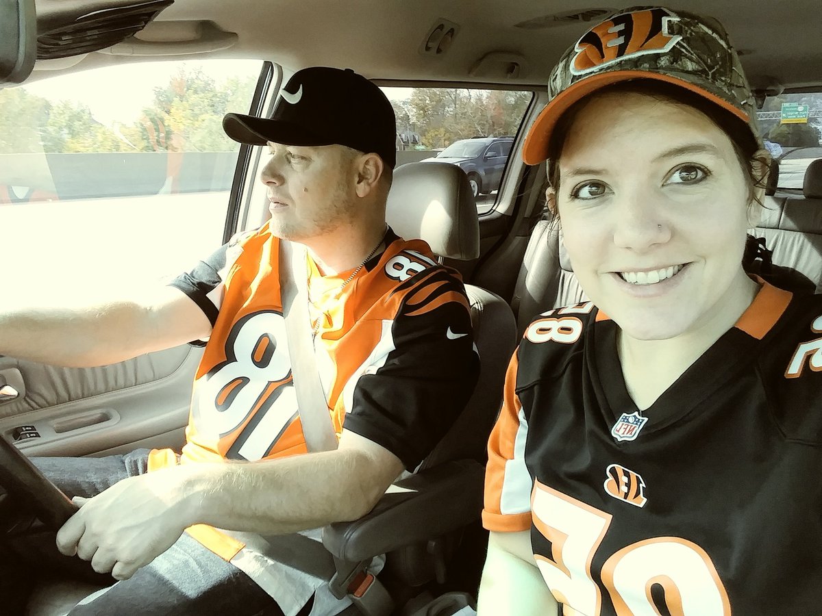 AlonnaKindle's tweet photo. Whodey https://t.co/kxJG1SoT7A