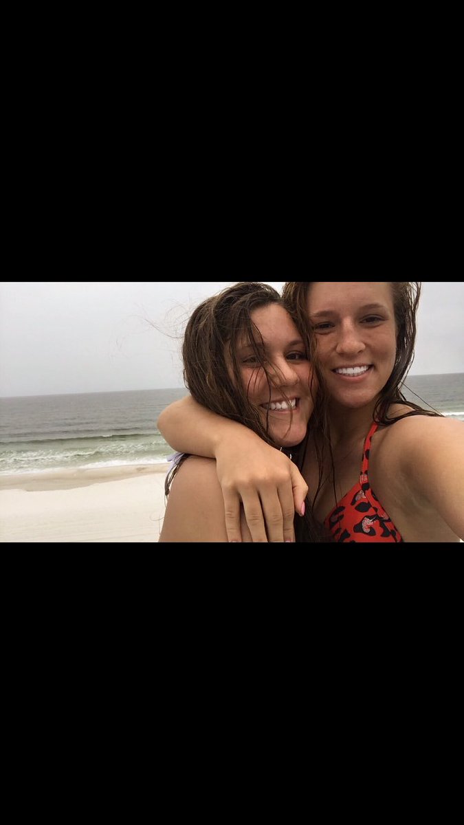 chloe_barton22's tweet photo. Hbd to my bff and roomie thx for all the mems from the past 8 years of friendship cant wait for the visits these next years❤️ @vore_bethany https://t.co/WgofqdjlMA