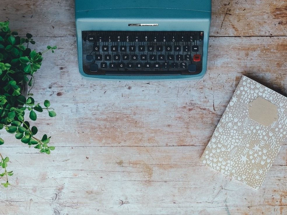 thestor_e's tweet photo. Checkout blog on 10 quick tips about e-commerce
https://t.co/a2mhl42mLp
#tagblog #ecommerce #smallbusiness #seo #socialmedia #websitedesign https://t.co/oiRAnSnbu8