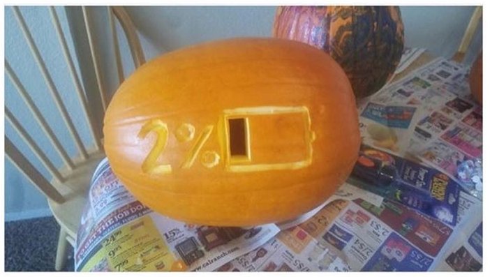 playkissuk's tweet photo. There is no scarier pumpkin 🎃

#KISSBreakfast https://t.co/LQvYhN68WQ