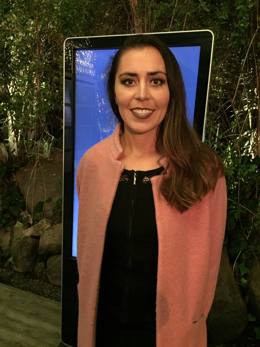 ChelaReportera's tweet photo. En noble causa @cuerdarosa @paolongoria y @jorge_cantu3 en Cena de Gala prodamnificados del terremoto del 19 de septiembre. @ESPNmx https://t.co/Rhked9YXAM