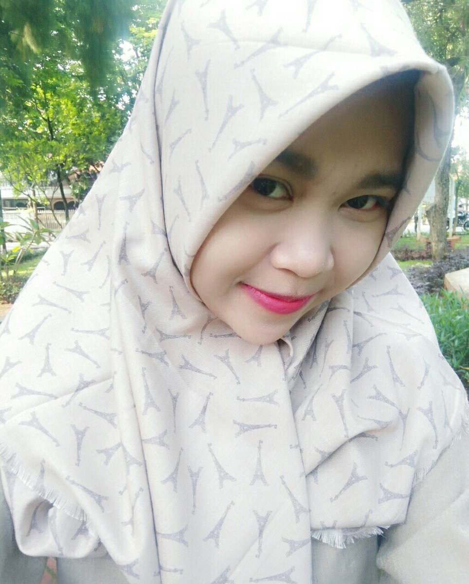 rizka_ipl's tweet photo. 😊😊😊😇😇😇😇 https://t.co/0fDNaFjEXU