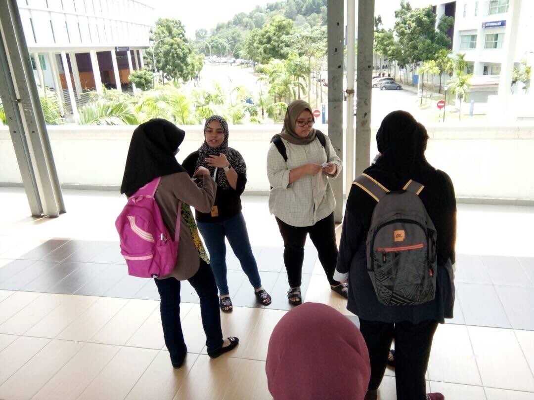 flexr_ev's tweet photo. Hello guys ! We officially begin promoting our campaign #SpreadTheThumbsUp 👍🏻 at psb now! ☺️👍🏻
#Flexr
#fbmawesome
#eventgers https://t.co/boDPwIqXXc
