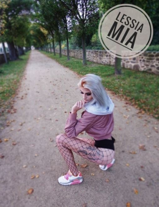 Porno_de_'s tweet photo. Lessia Mia hat dies auf #PRNDE gepostet: 🍂🍁🍃 https://t.co/watXWTY1Ws https://t.co/8lbZ9vWarT