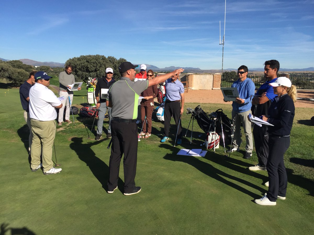 luismediero's tweet photo. Extraordinaria experiencia compartir unos días con @PeterLedwidge durante cursos para instructores d RPGolf en la Real Sociedad Hipica CC https://t.co/ejwCUe9nsl
