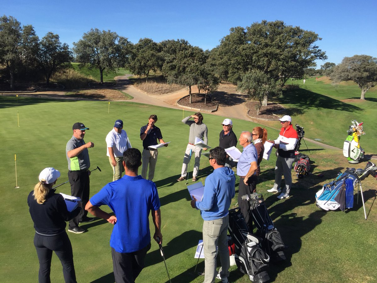 luismediero's tweet photo. Extraordinaria experiencia compartir unos días con @PeterLedwidge durante cursos para instructores d RPGolf en la Real Sociedad Hipica CC https://t.co/ejwCUe9nsl