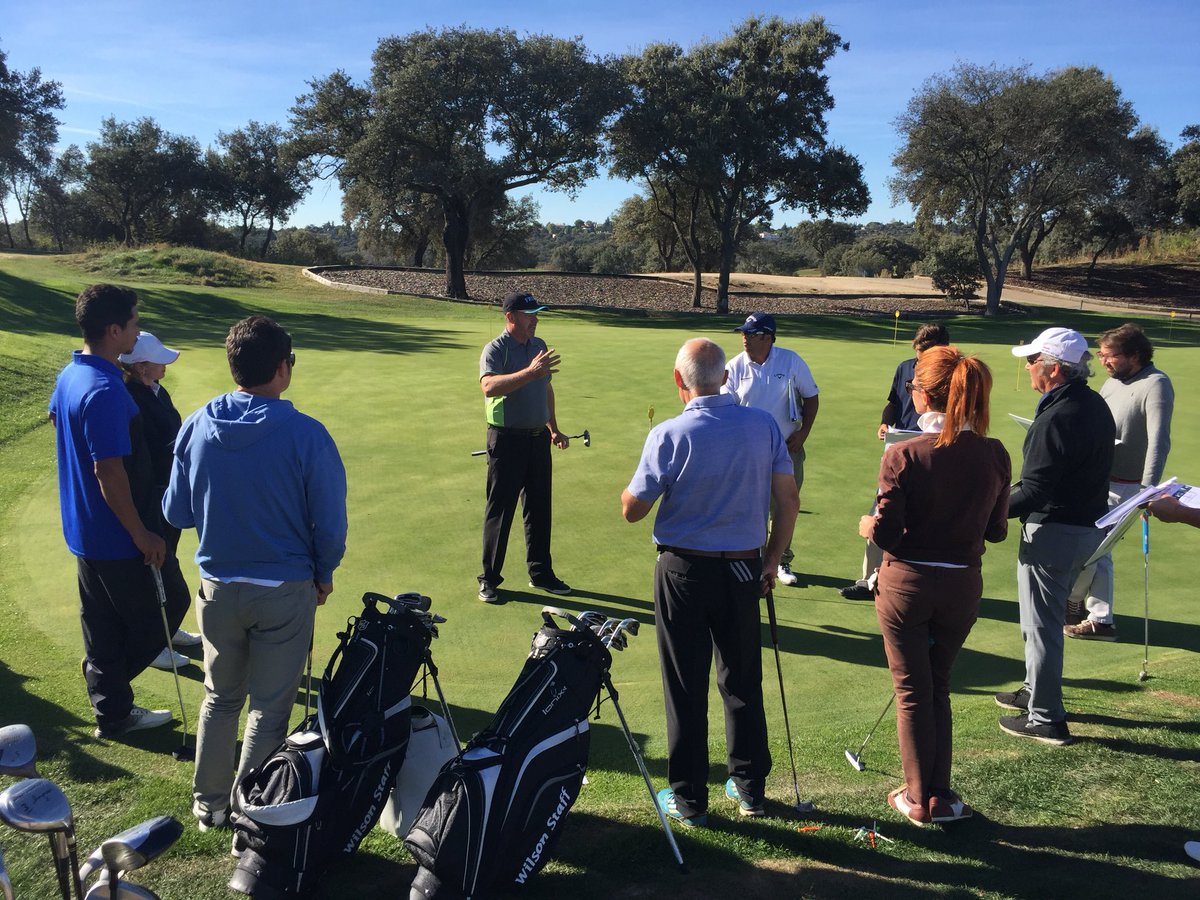 luismediero's tweet photo. Extraordinaria experiencia compartir unos días con @PeterLedwidge durante cursos para instructores d RPGolf en la Real Sociedad Hipica CC https://t.co/ejwCUe9nsl