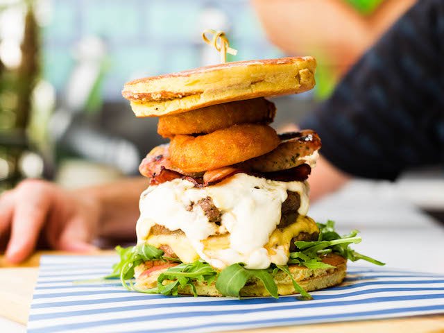 shanghaiist's tweet photo. Seven outrageous burgers in Shanghai https://t.co/Zz0sCo9QwZ https://t.co/5QuGu2h6Xy