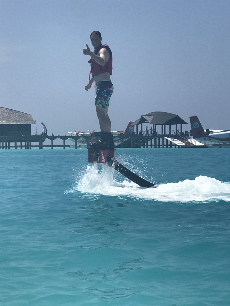 chava_sylvain's tweet photo. #Maldives #holidays #offseasons #recovery 😜👌🏻 https://t.co/1Rr4GKfBQN