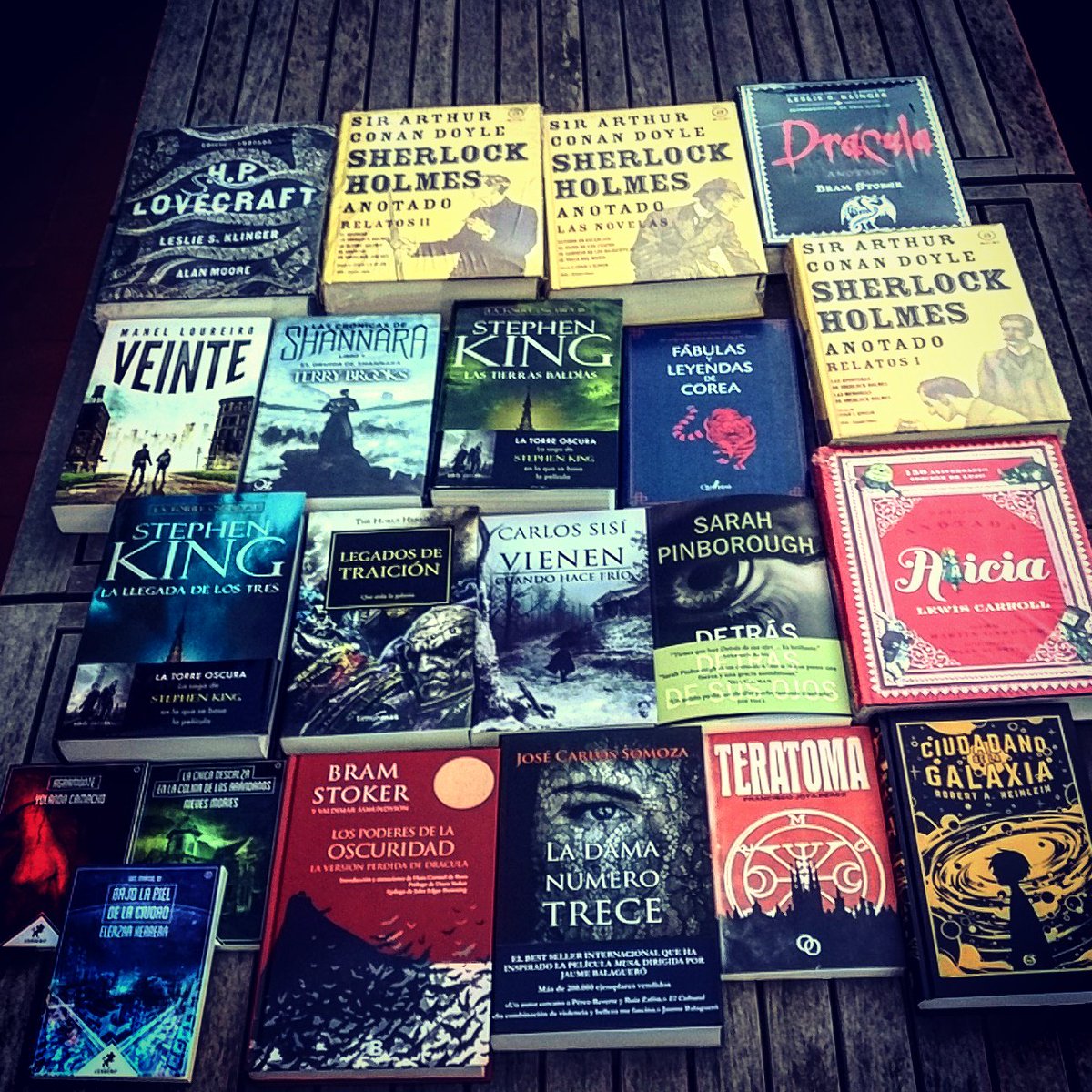 cyberdark's tweet photo. #Novedades y #Recomendaciones de la semana #CiFi #Fantasía #Terror #EdicionesAnotadas #Lovecraft #Terror #DetrásDeSusOjos #Warhammer #Mitología #Bolsilibros #Drácula #StephenKing 
https://t.co/XwMFjwg6bM https://t.co/mqNR5BuoQo