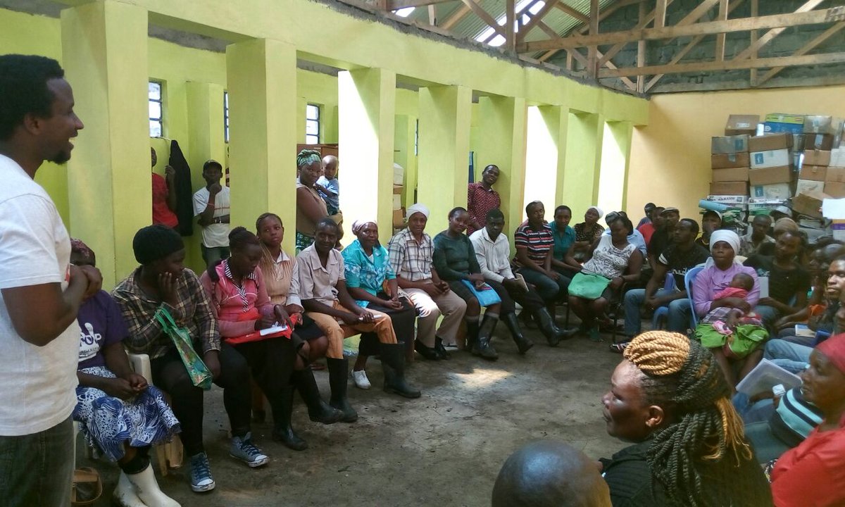 Tujuane tujengane training ongoing at Mti wa Kengele Library and Resource  Center.
#boreshamukurusasa