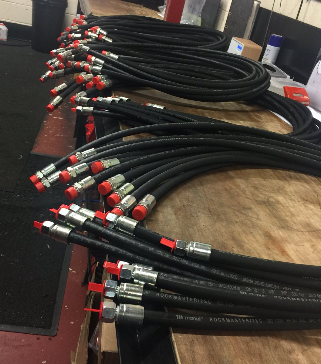 uk_hose's tweet photo. More Manuli Hose &amp; Fittings waiting to be swaged. The Rockmaster tough cover, best in the business, used by the biggest names. https://t.co/6nCE2zpayW